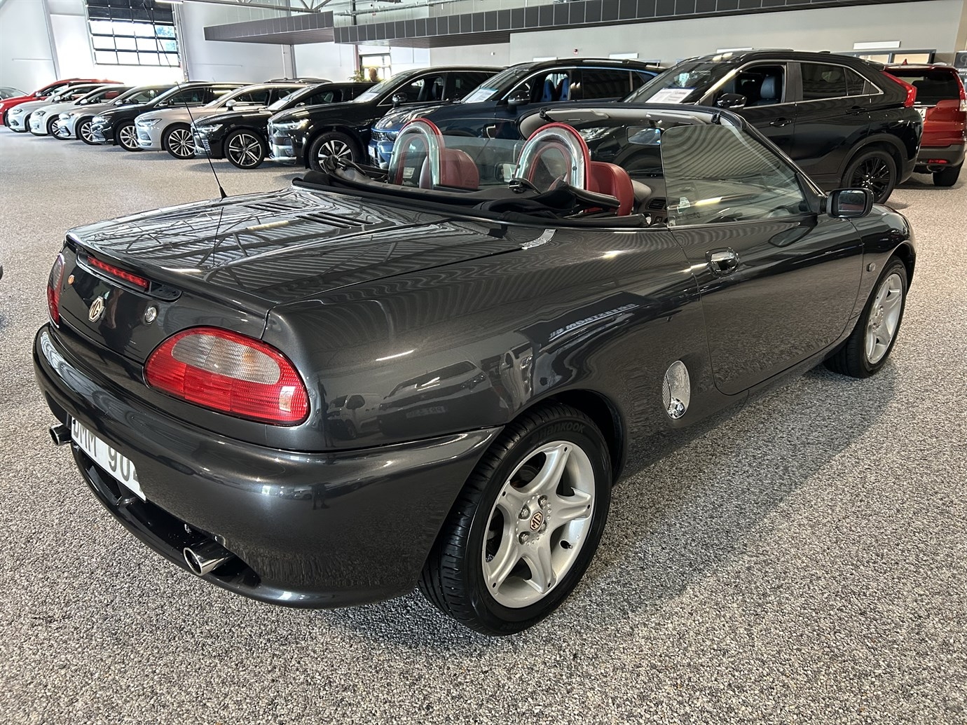 MG F 1.8 VVC 145hk TL5 Cabriolet/Nybes 1997, bild 5/45