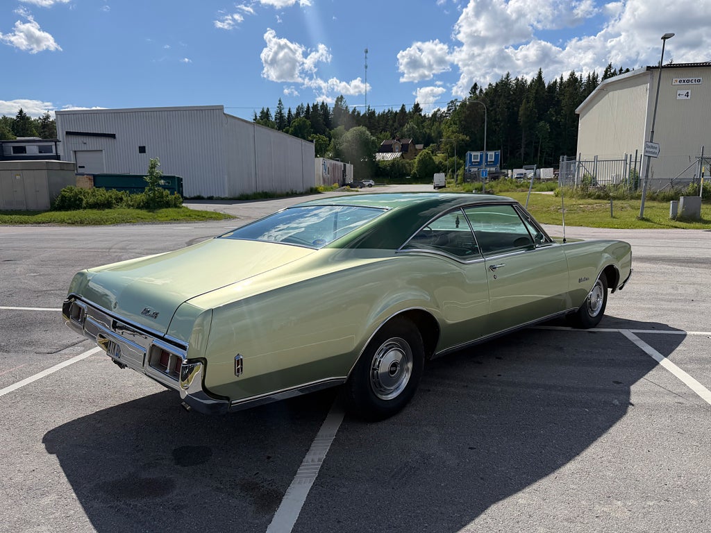 Oldsmobile Delmont 88 Holiday Coupé 7.5 V8 0kr insats 2182kr/mån