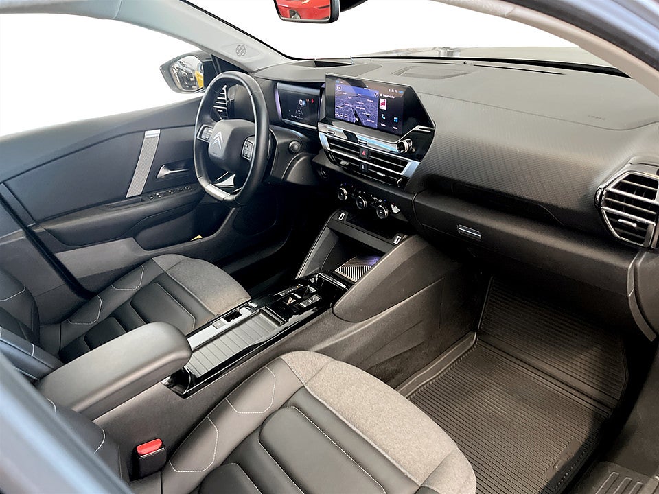 Bild på Citroën C4-X Shine 1.2 PT 131hk Aut B-KAMERA NAVI RATTVÄRME