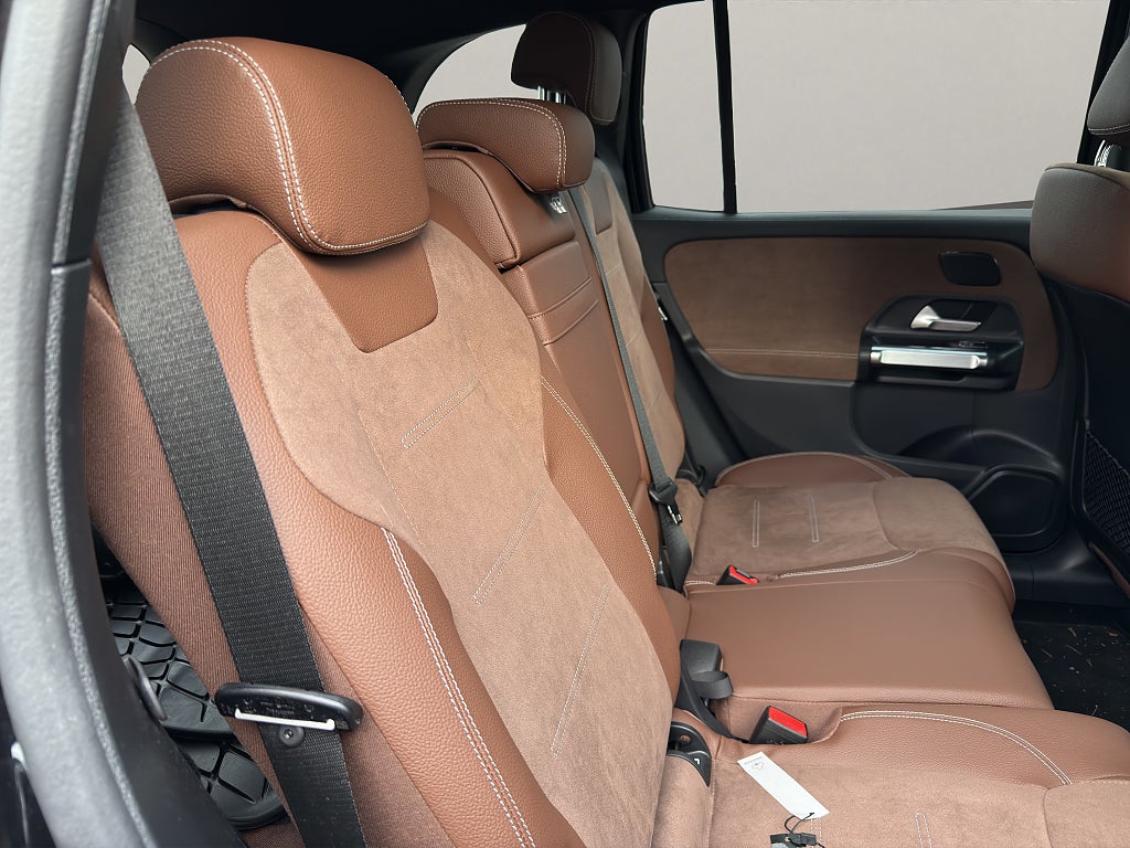 Mercedes-Benz GLB 220 d 4MATIC AMG 7sita - bild 4