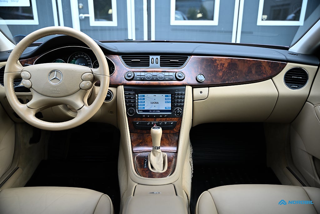 Mercedes-Benz CLS