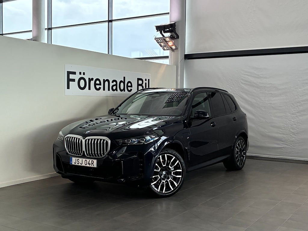 BMW X5 xDrive50e 3,95%ränta M Sport Komfortstol Drag Panorama 