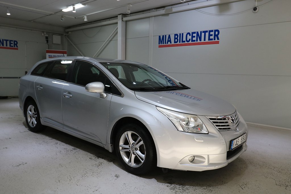 Toyota Avensis 2.0 Automat  Business Lågmil  