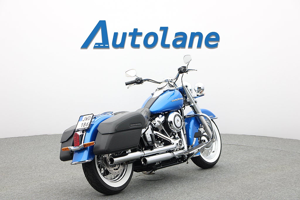 Harley-Davidson Softail Delux* ABS vance & Hines Sidoväskor