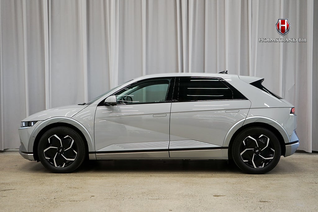Hyundai IONIQ 5 77.4 kWh Advanced Värmepump HUD BOSE 3D Venti-stol MOMS