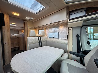Husbil-halvintegrerad Eura Mobil Profila 720 EB 6 av 21