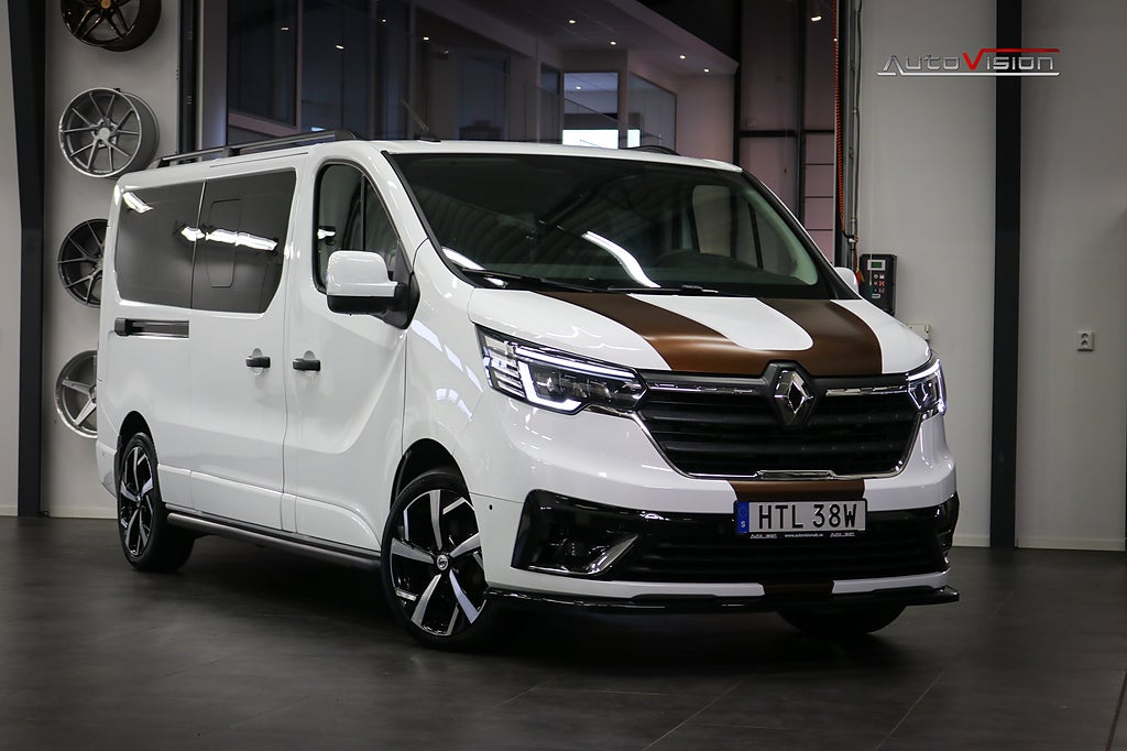 Renault Trafic Passenger L2 2.0 Blue dCi 150 EDC, 150hk | RESERVERAD