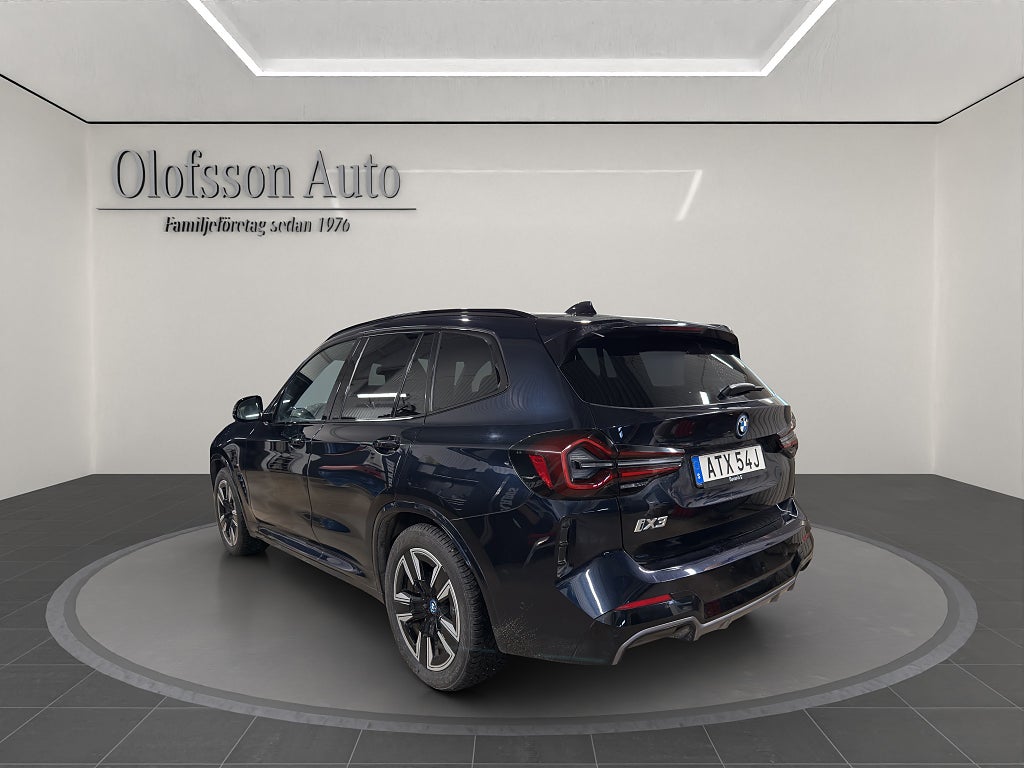 BMW iX3 M Sport Glastak Cockpit Läder Drag - bild 3