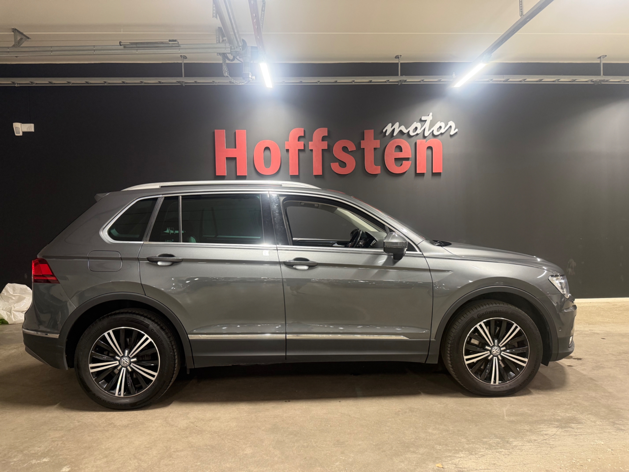 Volkswagen Tiguan 2017, bild 2/10