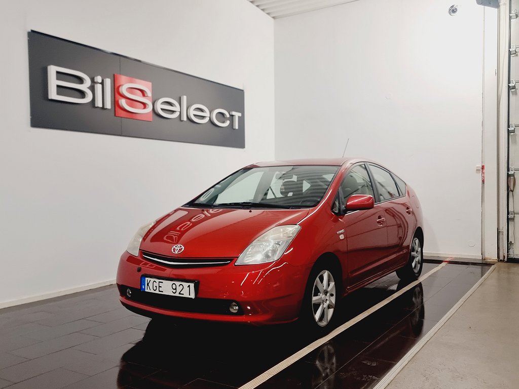 Toyota Prius 1.5 VVT-i + 3CM CVT Fullservad GPS Ny Besk