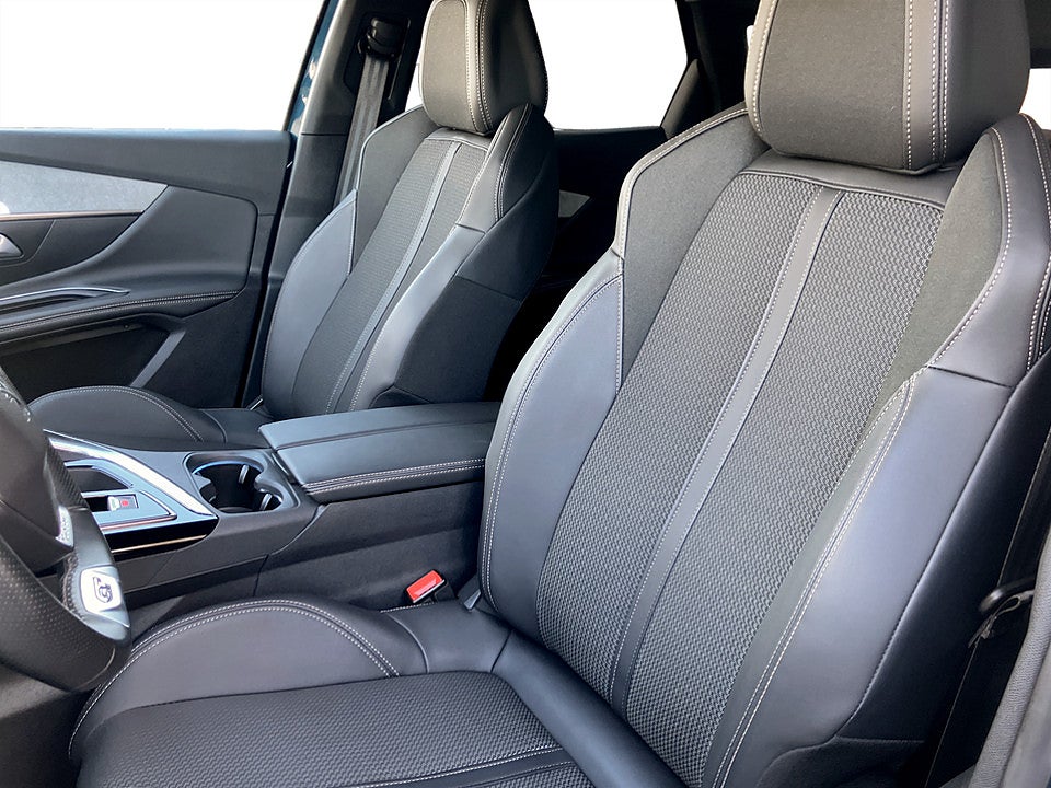 Bild på Peugeot 3008 GT 1.2 PT 130hk Aut B-KAMERA CARPLAY