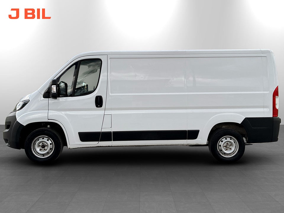 Bild på Peugeot Boxer PRO+ 2.2 BHDi 140hk L2H1 3-SITS B-KAMERA DRAG