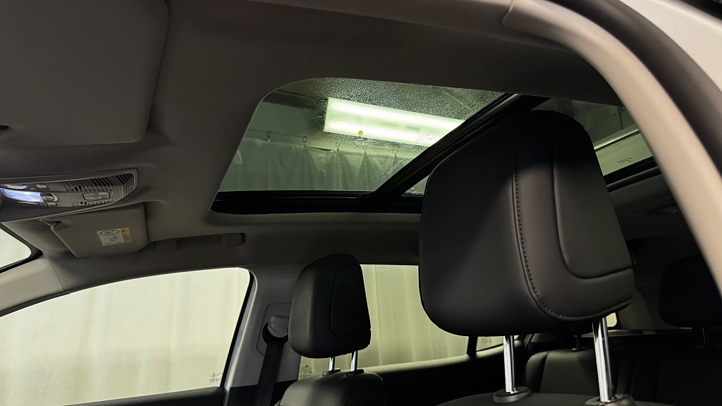 Citroën C5 Aircross 1.2 PT 131hk Aut Pano Navi Kamera Dragkrok Ny kamrem bild 12
