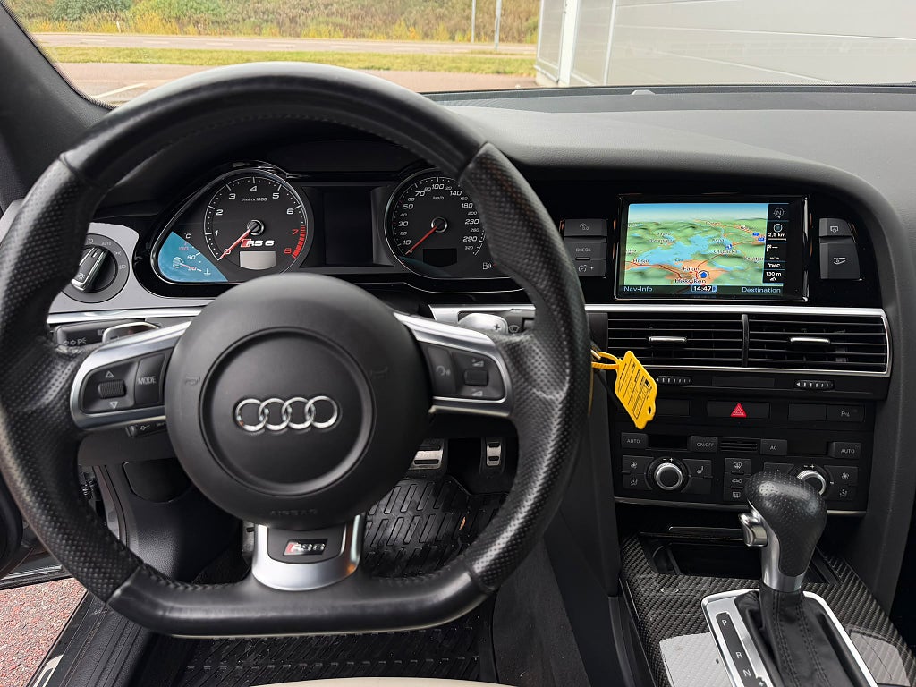 AUDI RS6 AVANT 5.0 V10 BITURBO 579ch QUATTRO - BOSE - CUIR - FREINS CARBONE - ACC - SIÈGES CHAUFFANTS AVANT/ARRIÈRE