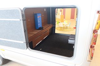 Husbil-integrerad Niesmann Arto 88 EK 18 av 45