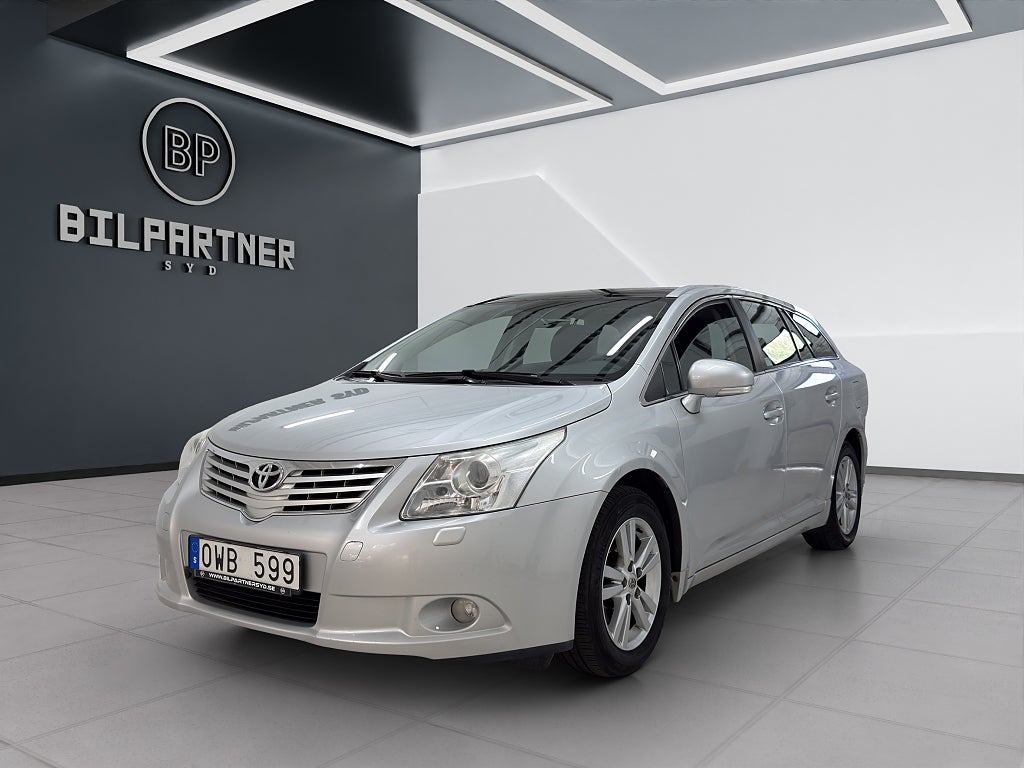 Toyota Avensis Kombi 1.8 Valvematic Business/1-Ägare/Ny Besikt/Ny Serv