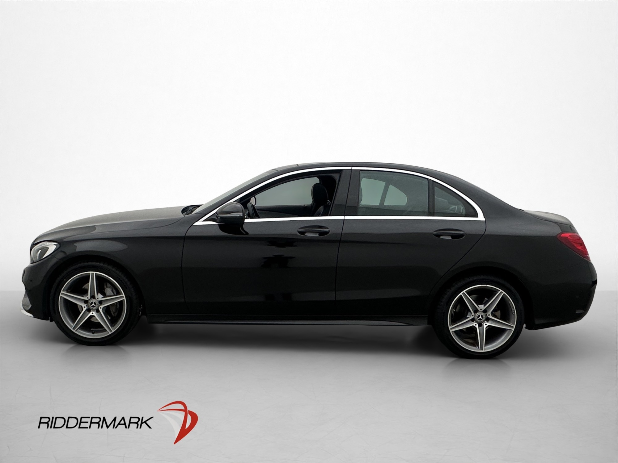 Mercedes-Benz C 220 d 4MATIC AMG Line 2018, photo 5/59