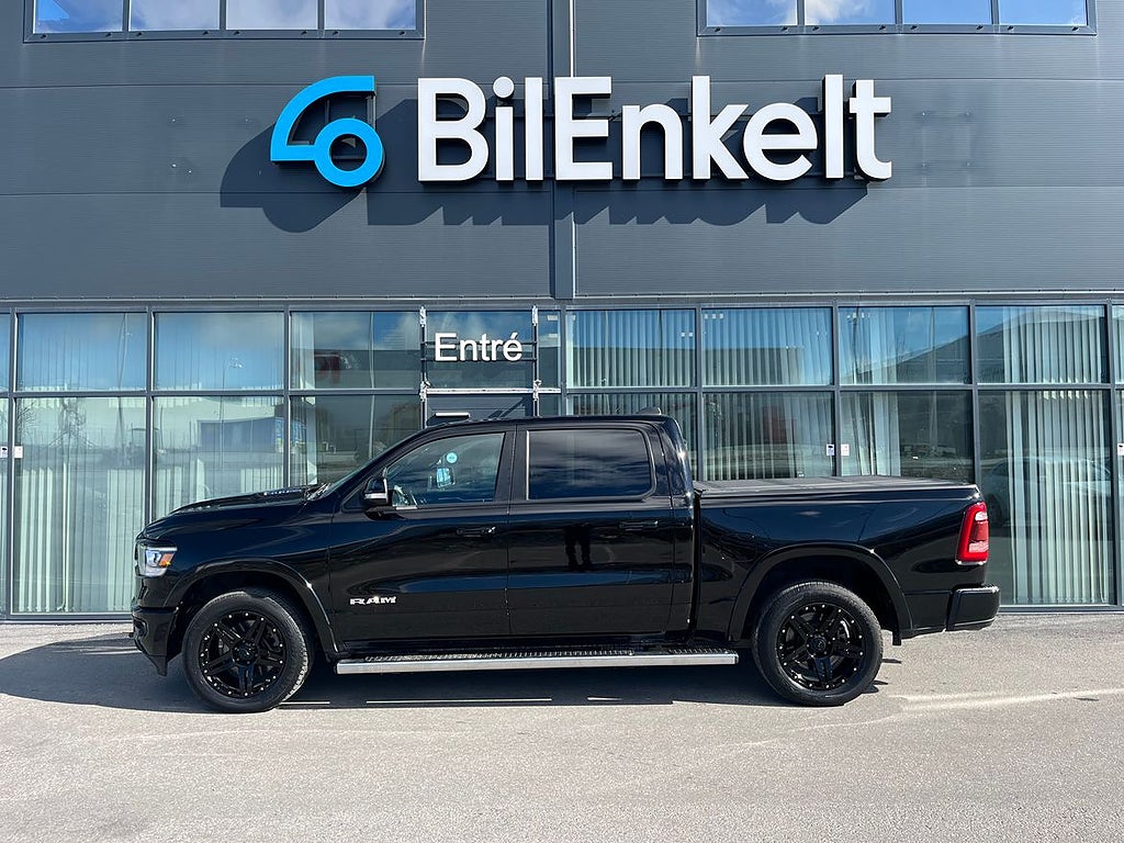 RAM 1500 Sport 5.7 V8 Hemi 4X4 Luftfjädring Taklucka