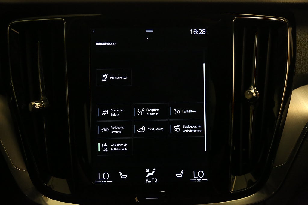 Volvo V60 D3 150hk Momentum Edition Aut Navi VOC Drag 2019