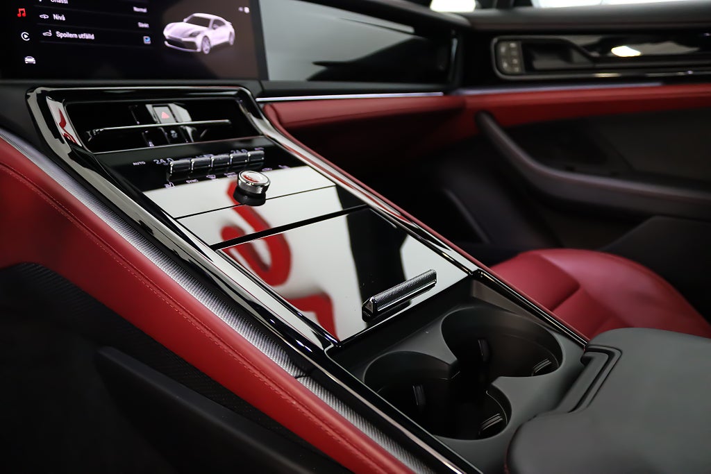 Porsche Panamera 4S E-Hybrid MOMS Sport Chrono Pano Bose Sportavgas