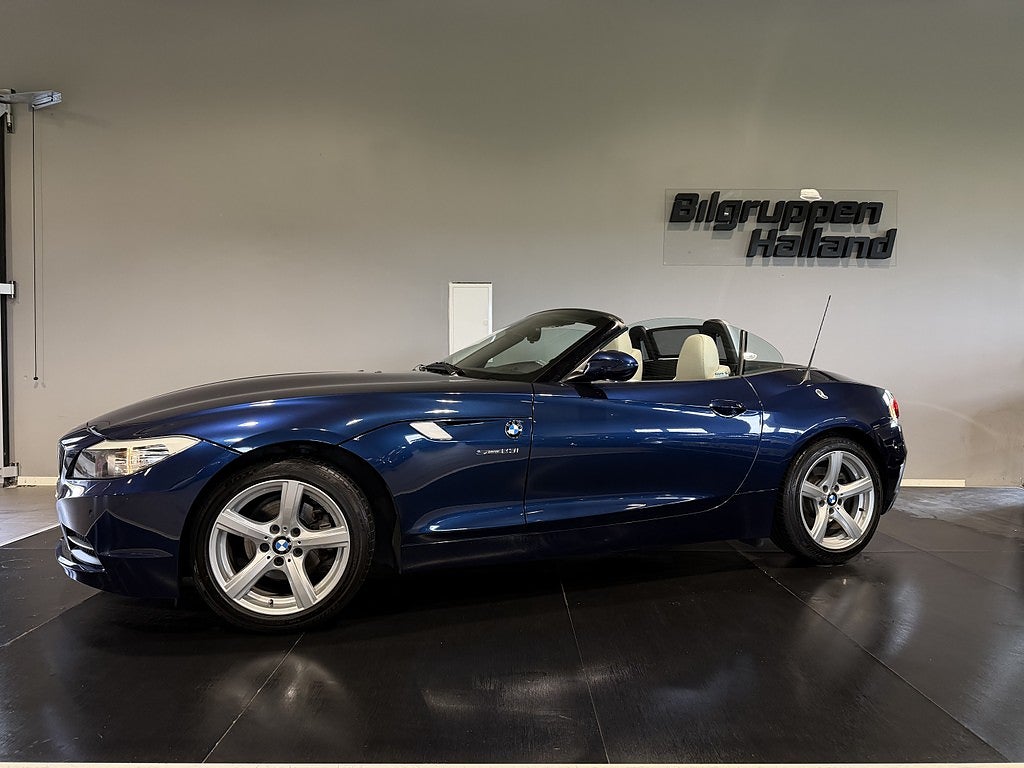 BMW Z4 sDrive23i Pdc Farthållare Låga mil Pedantskött SV-Såld