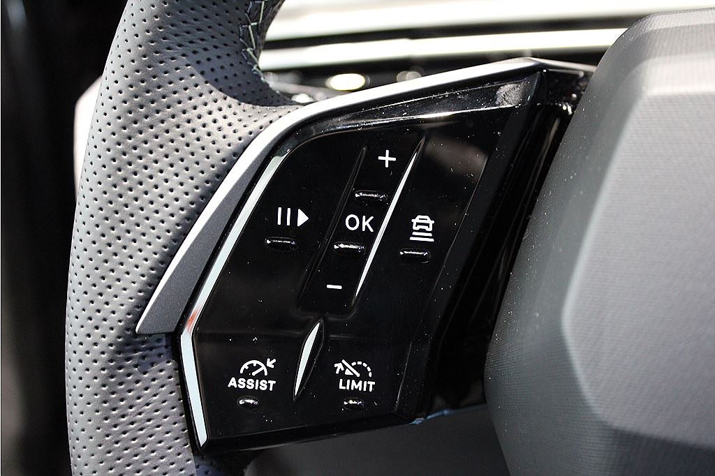 Bild på Peugeot 5008 GT Hybrid - DEMO