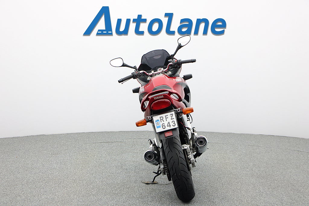 Yamaha TDM 850 4TX *Nya Däck Nyservad