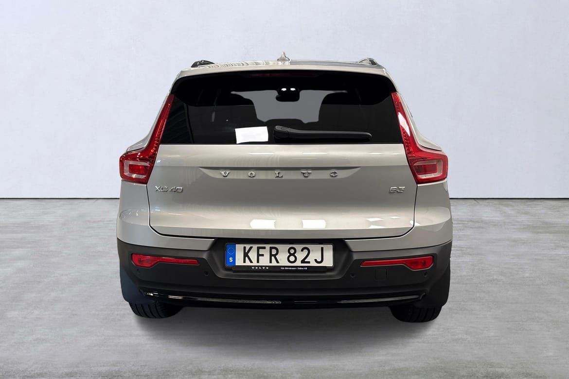 Volvo XC40 B3 FWD Bensin Plus Dark 2025, bild 5/10