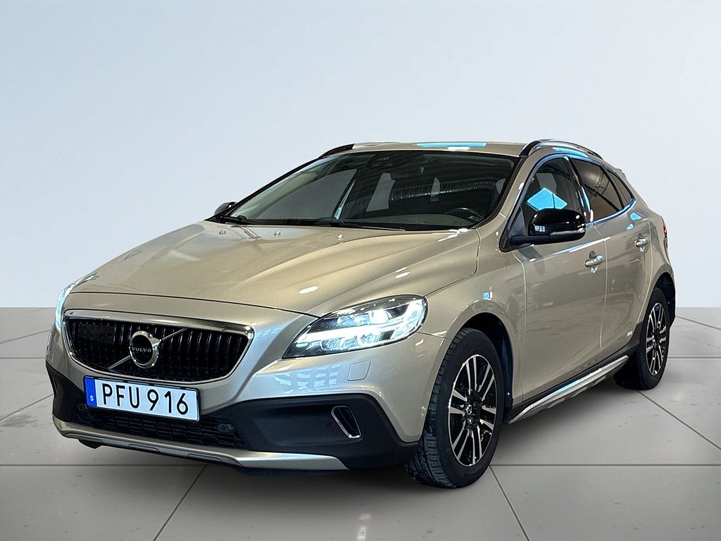 Volvo V40 Cross Country T4 AWD Aut Business Advanced Drag Kamera Navi Psens S&V