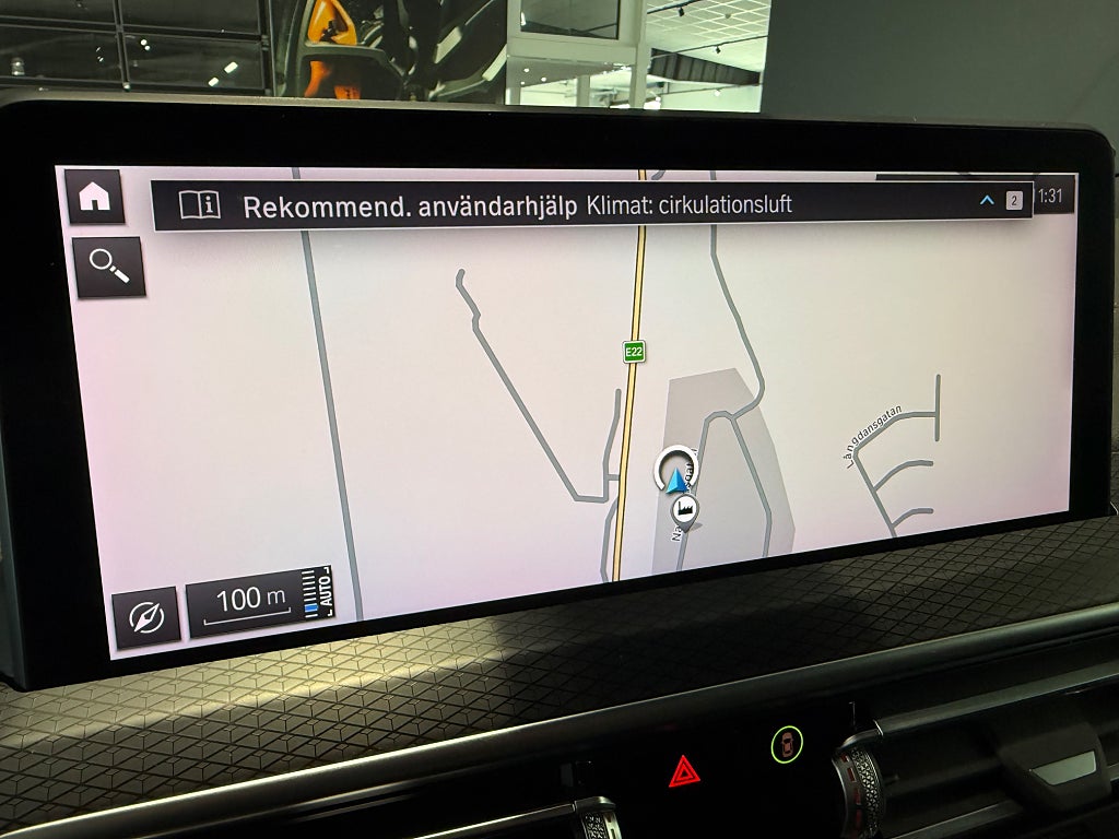 BMW iX3 M Sport Glastak Läder Drag - bild 8