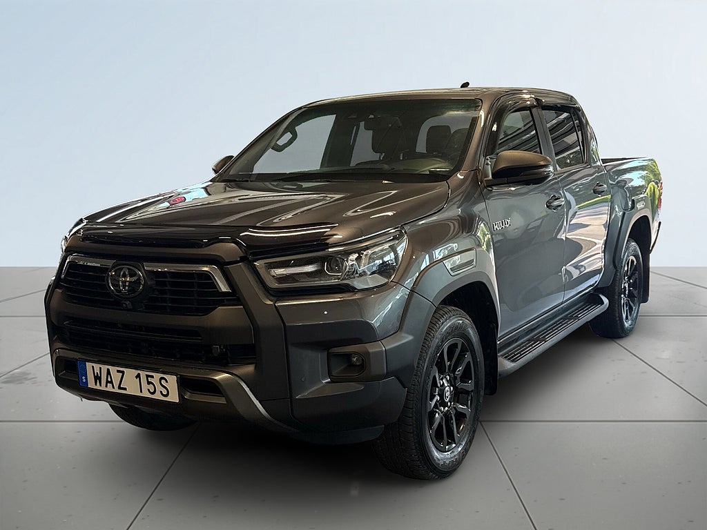 Toyota Hilux Dubbelhytt 2.8 4WD Invincible MOMS/JBL/360/Skinn/MoK