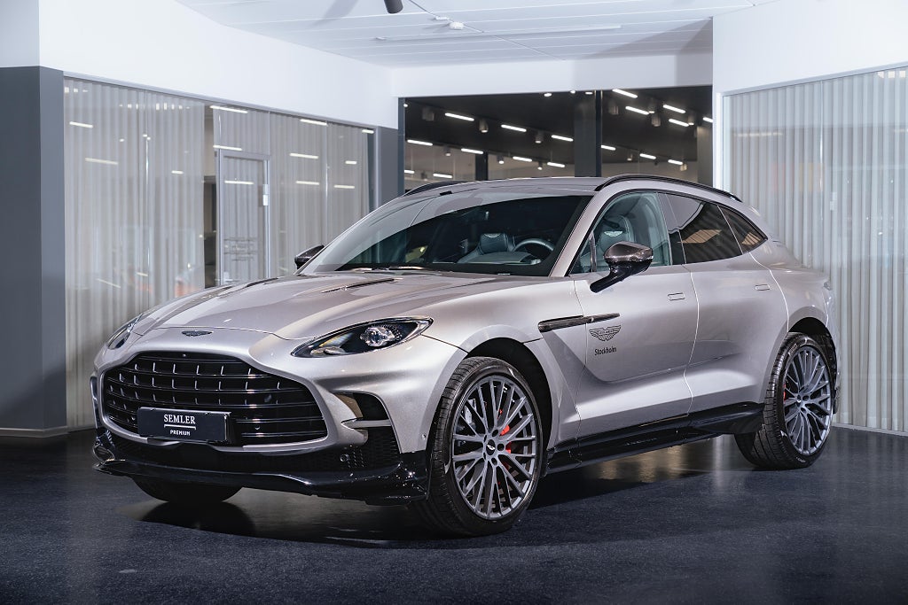 Aston Martin DBX
