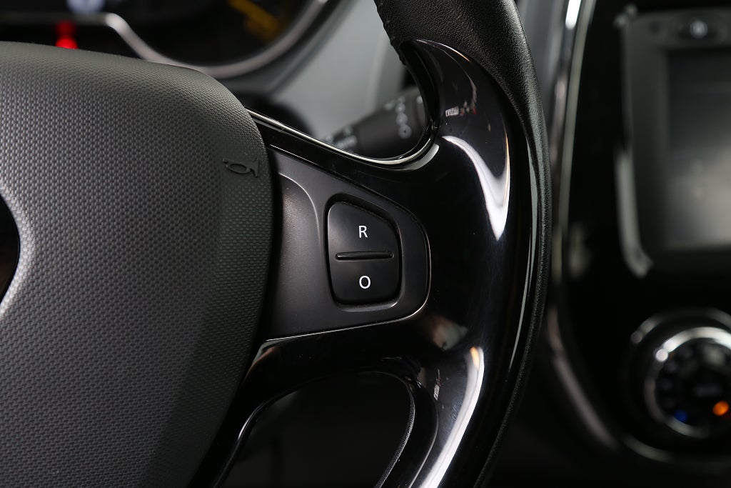 Renault Captur 1,2 TCe 120hk Aut Dynamique Navi Motorv 2014