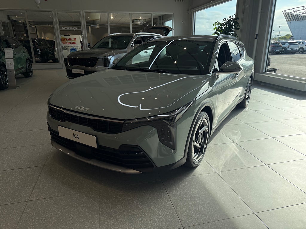 Kia K4 SW 1.6 T-GDI DCT Advance *OMG LEV*