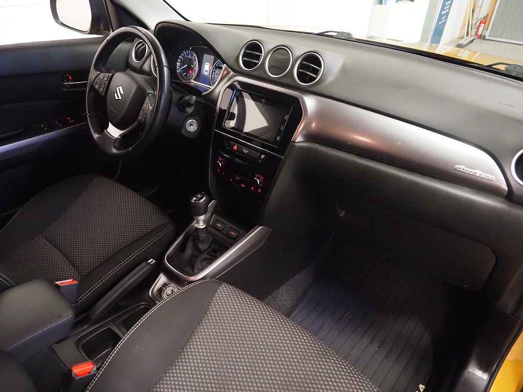 Suzuki Vitara Hybrid AllGrip 129hk Select Kamera Drag Farthållare 2020