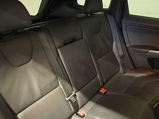 SUV Volvo XC60 12 av 20