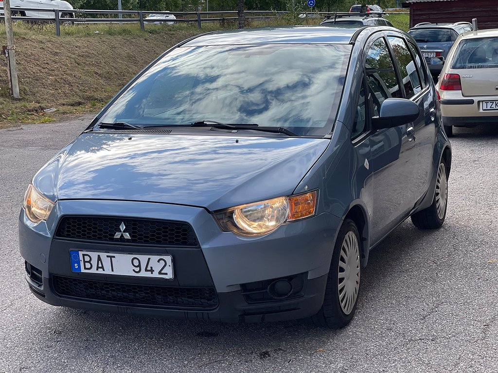 Mitsubishi Colt 5-dörrar 1.3 MPI Ny besiktad 