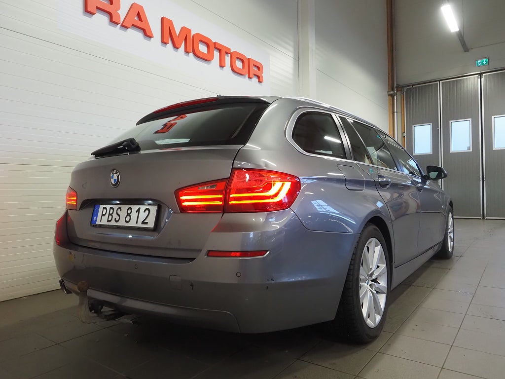 BMW 520d xDrive Touring Steptronic M-Ratt Skinn Dragkrok PDC