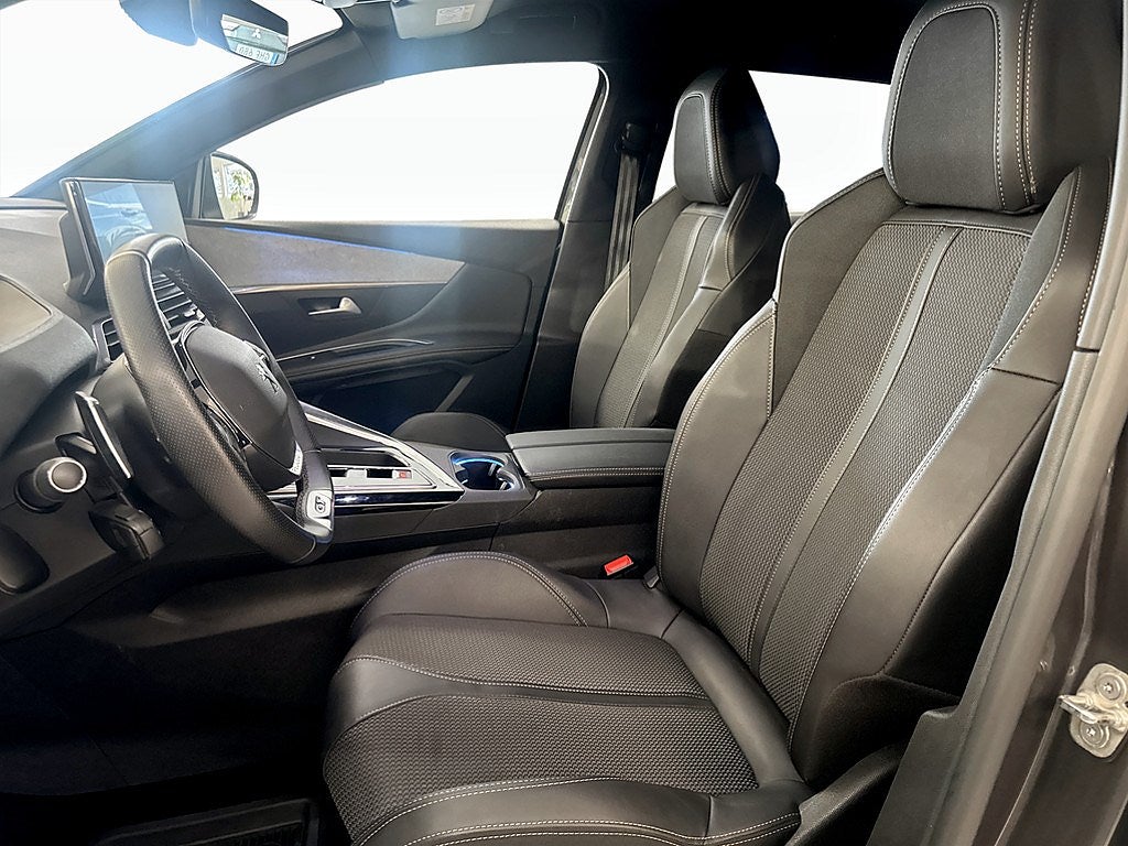 Bild på Peugeot 3008 GT 1.2 PT 130hk Aut - B-KAMERA, CARPLAY