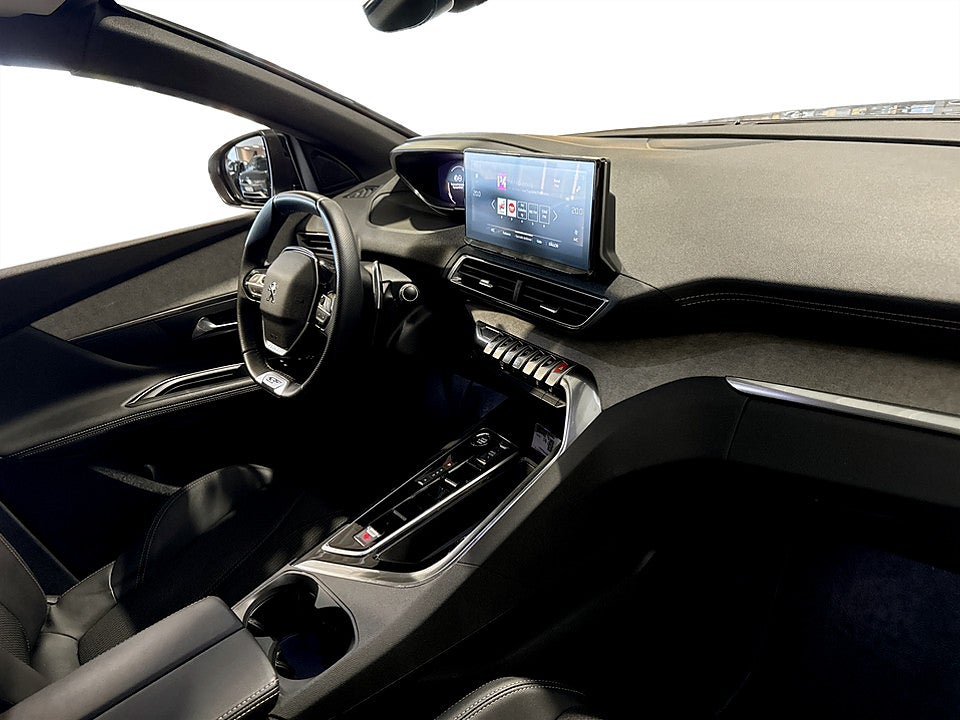 Bild på Peugeot 3008 GT 1.2 PT 130hk Aut B-KAMERA CARPLAY