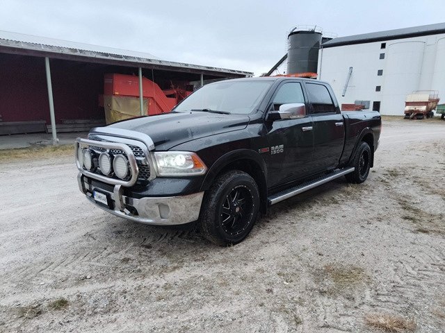 RAM 1500 Crew Cab Laramie 3.0 V6 EcoDiesel 4x4