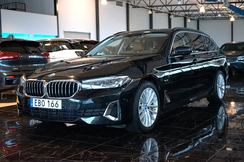 BMW 530e Plugin Touring Steptronic Luxury Line Navi Kamera 