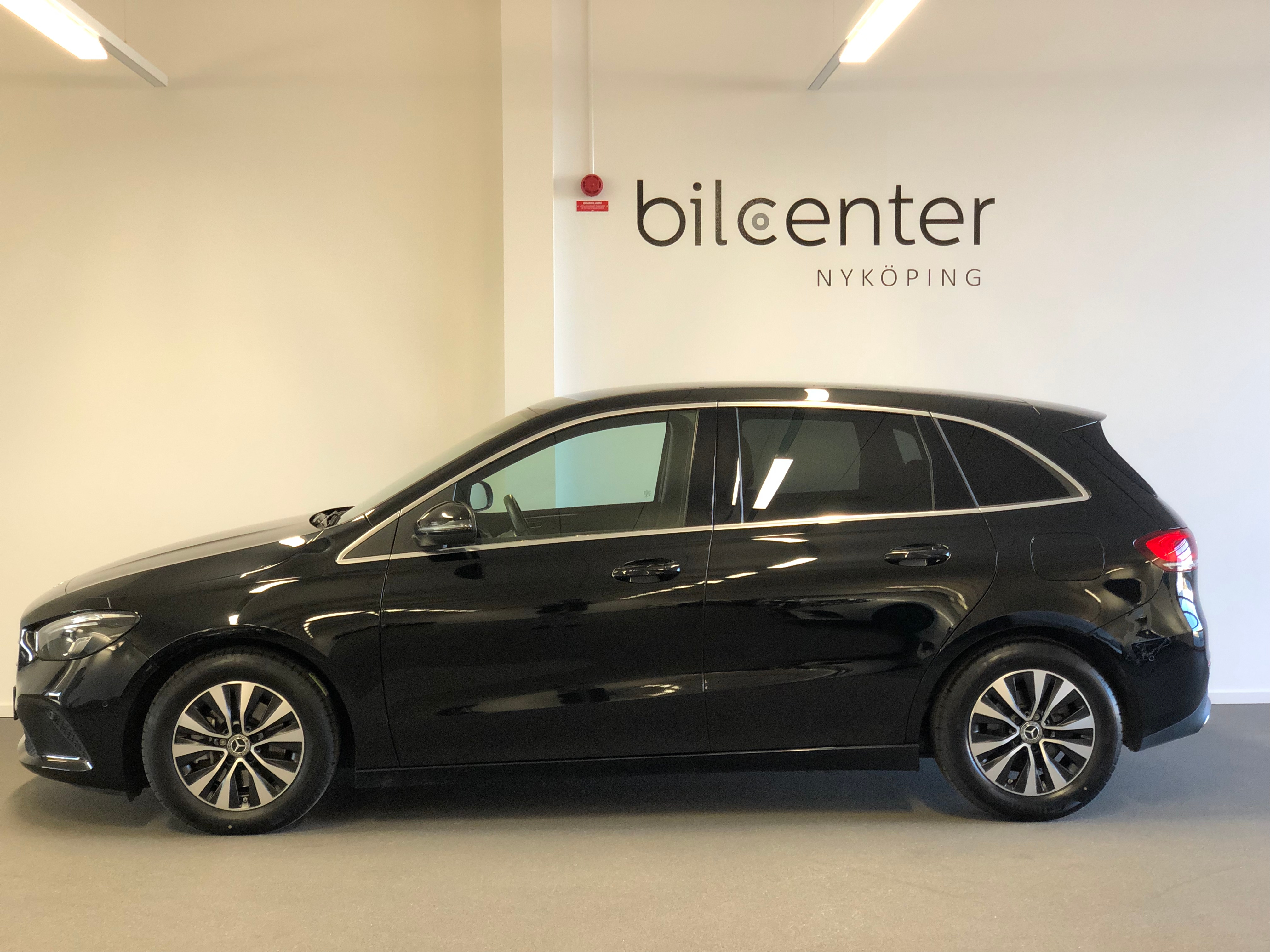 Mercedes-Benz B 2021, bild 2/30