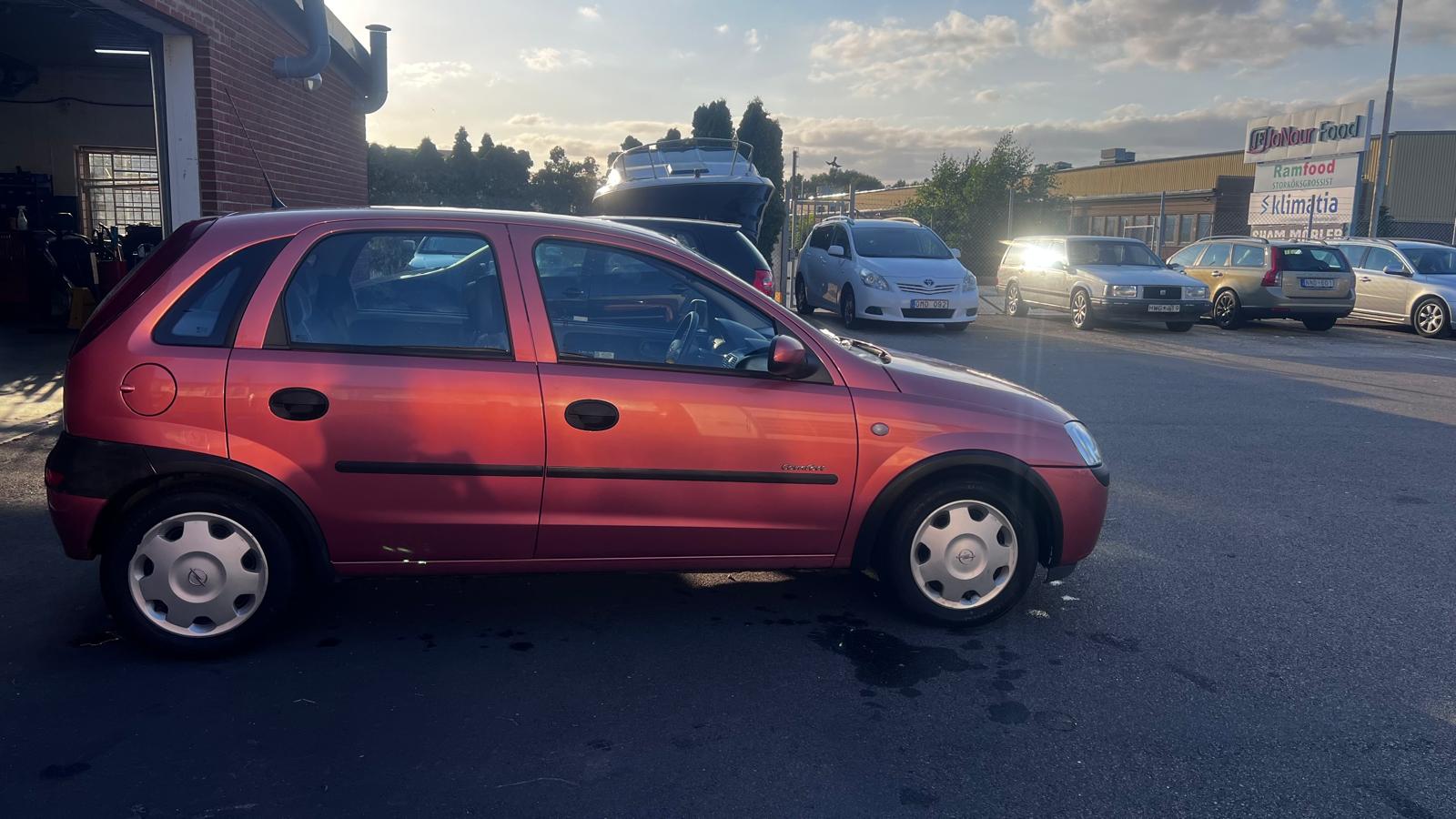 Opel Corsa 5-dörrar 1.2 2001, photo 4/36