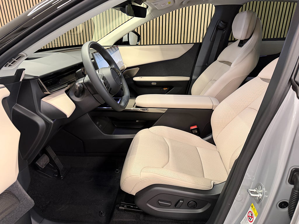 Mazda CX-6e 78 kWh, 258ps, 2026