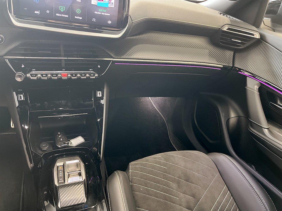 Bild på Peugeot 2008 GT 1.2 PT 130hk Aut B-KAMERA CARPLAY