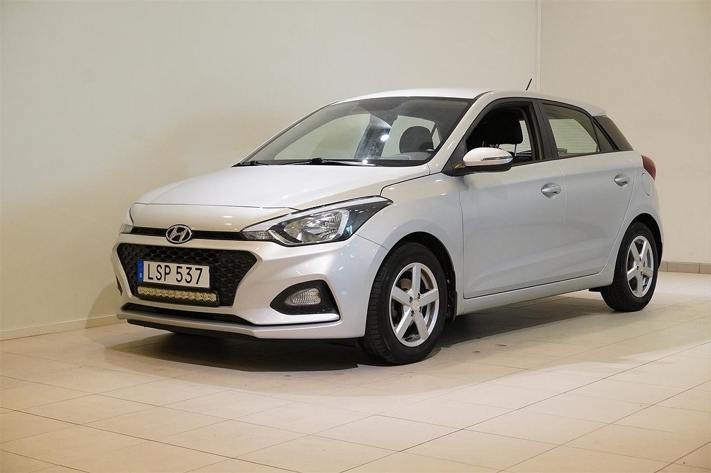 Hyundai i20 1.2 75hk 5-D Comfort Ledramp Alu-Fälgar