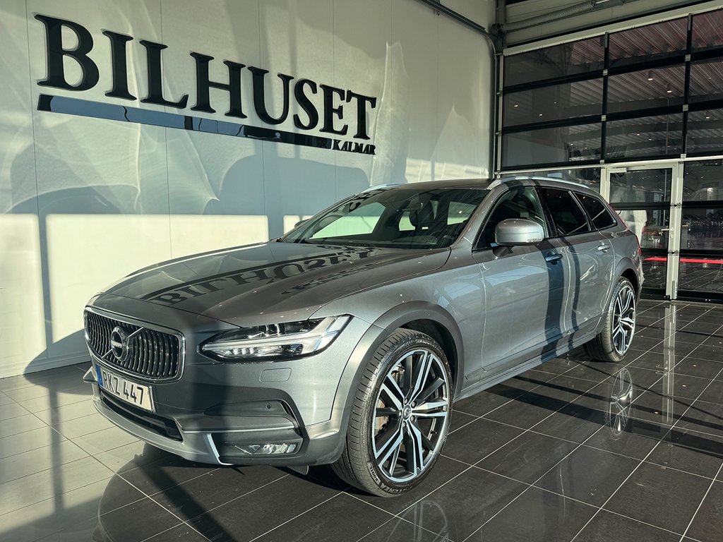 Volvo V90 Cross Country D4 AWD Geartronic Plus Skinn