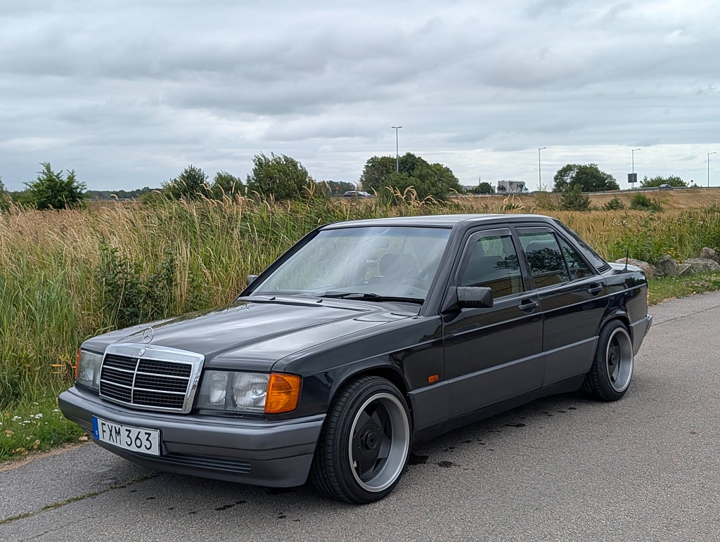 Mercedes-Benz W201 190 E Coilovers & Borbet Fälgar