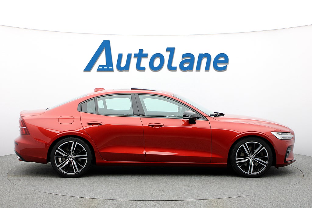 Volvo S60 T5 AWD R-Design, 360°, Panorama HUD, H/K, BLIS 250hk